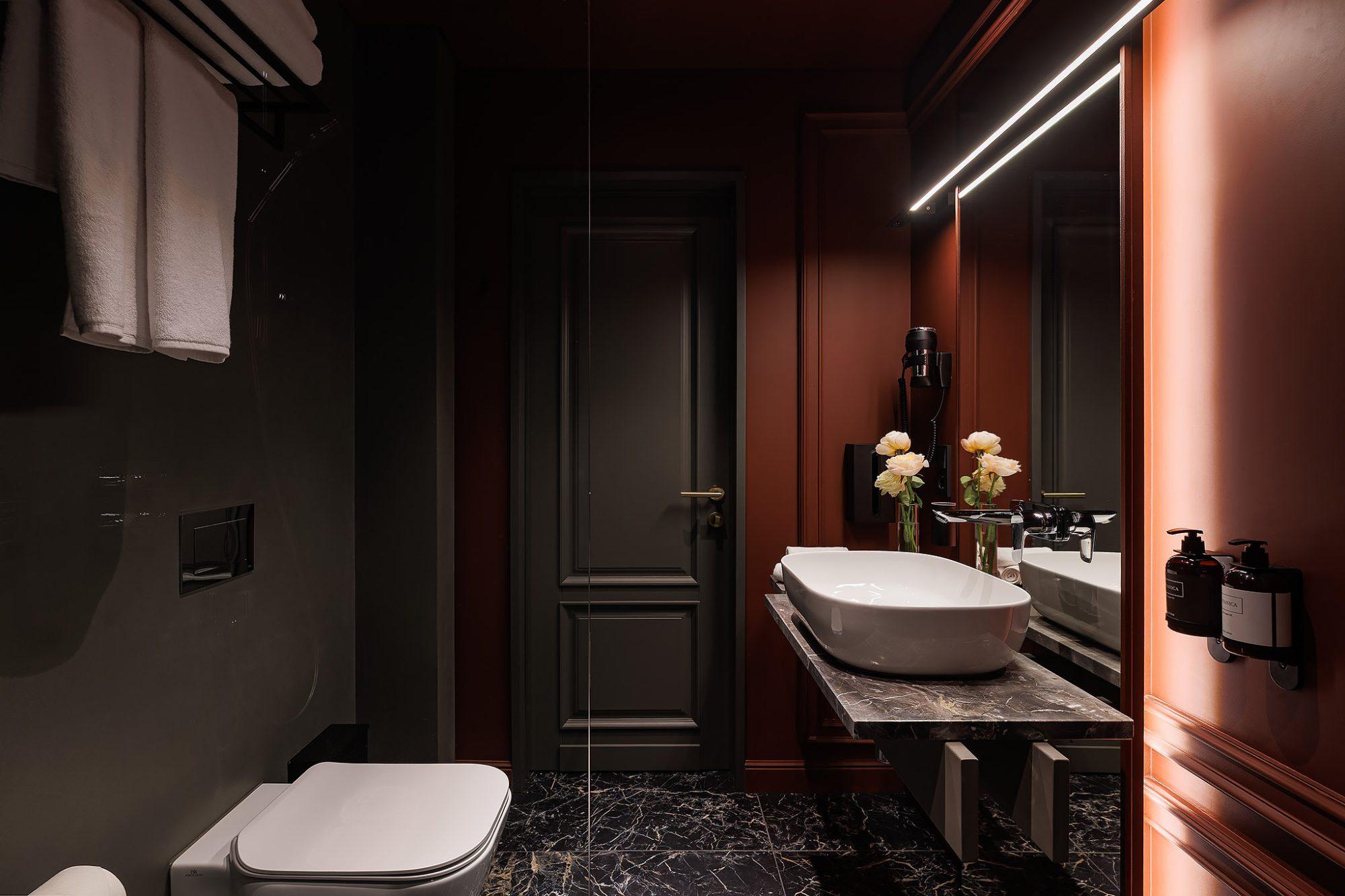 Номер Напівлюкс у Lubich Hotel ᐈ Комфорт у центрі Львова
